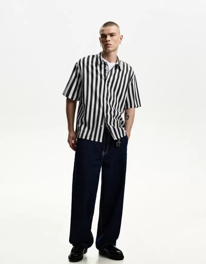 Short sleeve relaxed fit shirt Short sleeve relaxed fit shirt