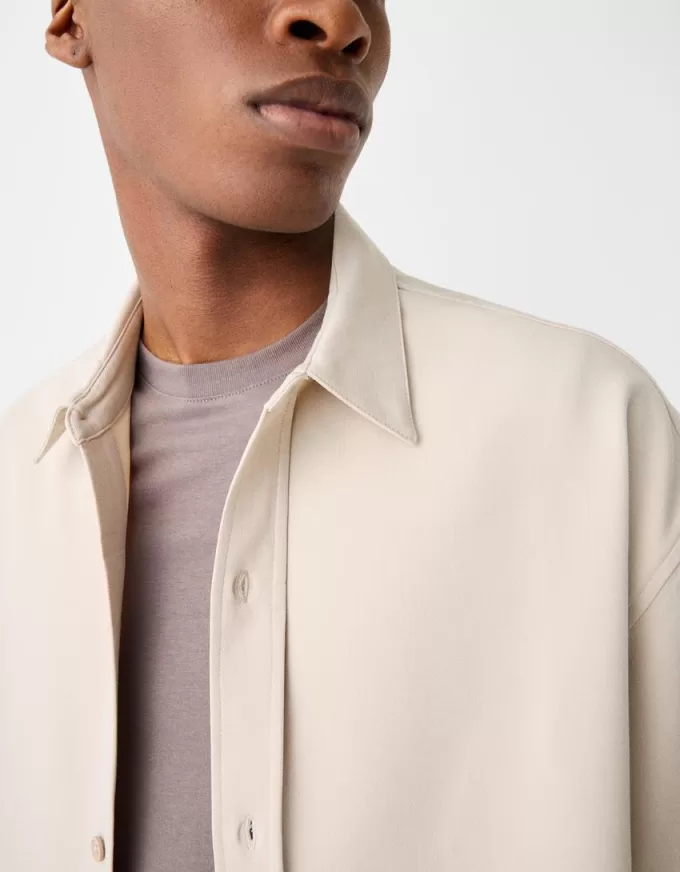 Short sleeve tailored boxy fit shirt