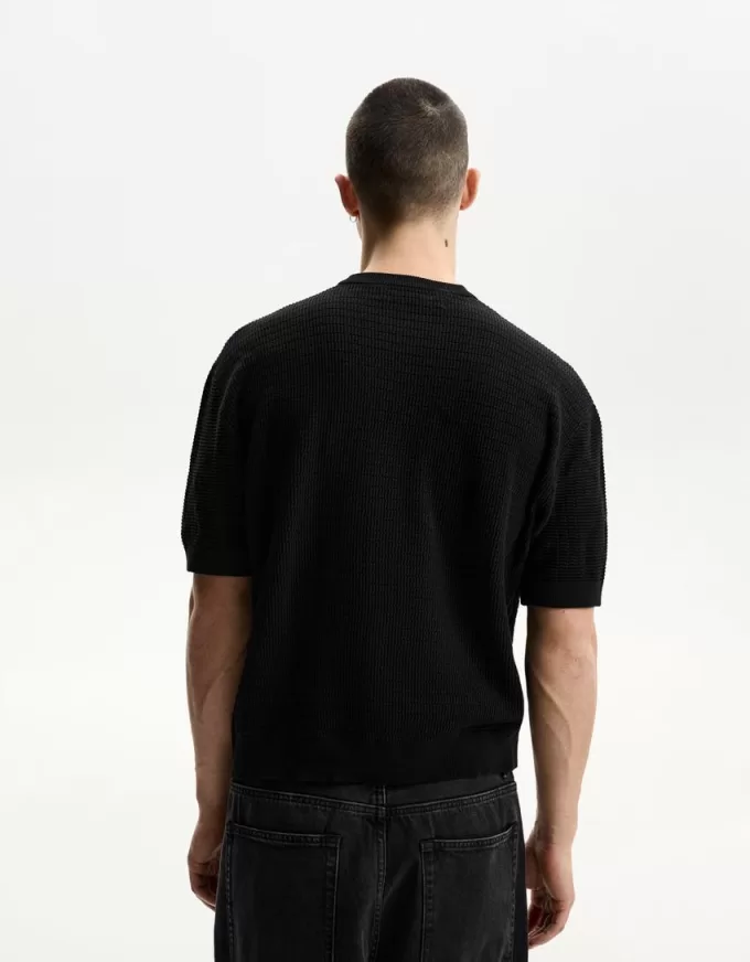 Short sleeve textured T-shirt Short sleeve textured T-shirt