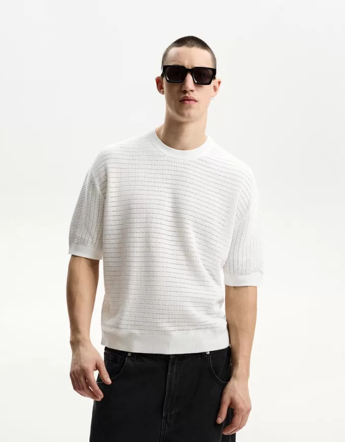 Short sleeve textured T-shirt Short sleeve textured T-shirt