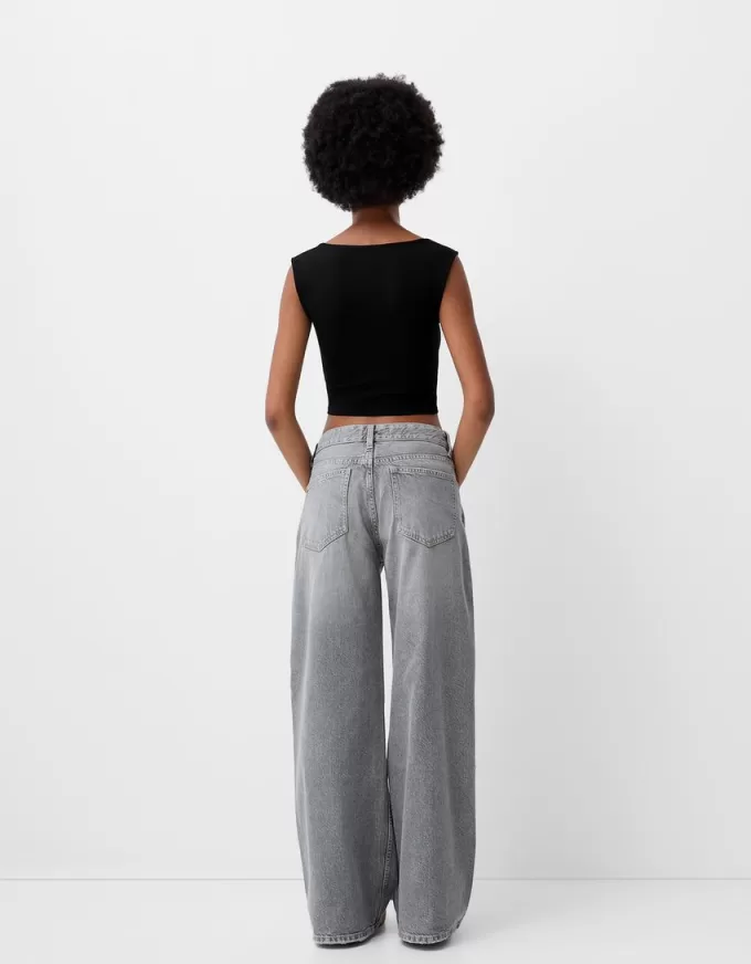 Sleeveless T-shirt with square neckline Sleeveless T-shirt with square neckline