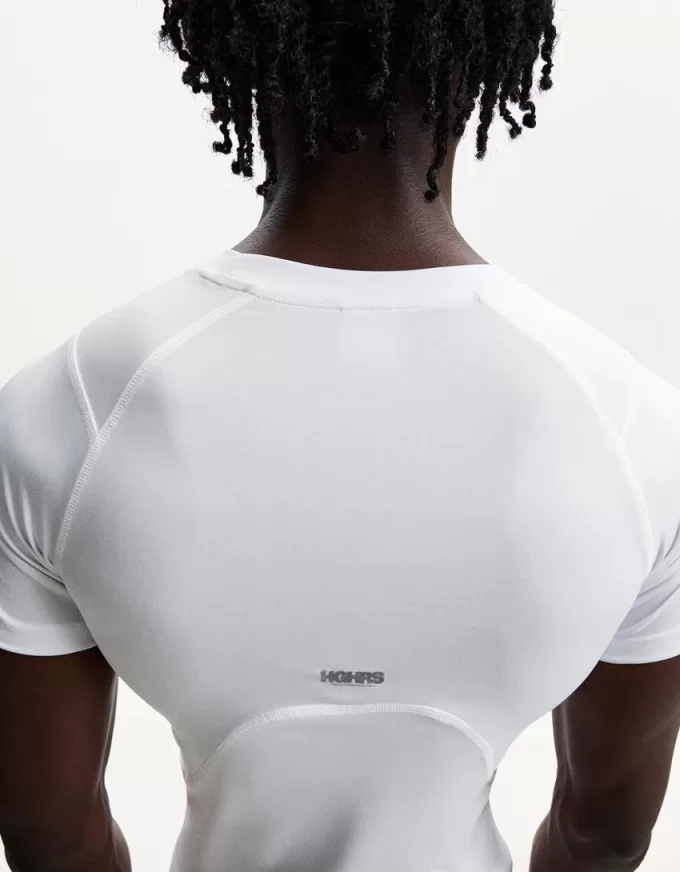 Slim-fit short sleeve T-shirt with seams