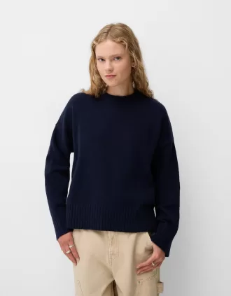 Soft touch crew neck sweater 8 330x423 - Soft touch crew neck sweater