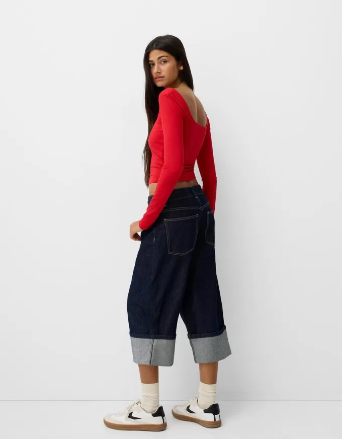 Square neckline long sleeve T-shirt Square neckline long sleeve T-shirt