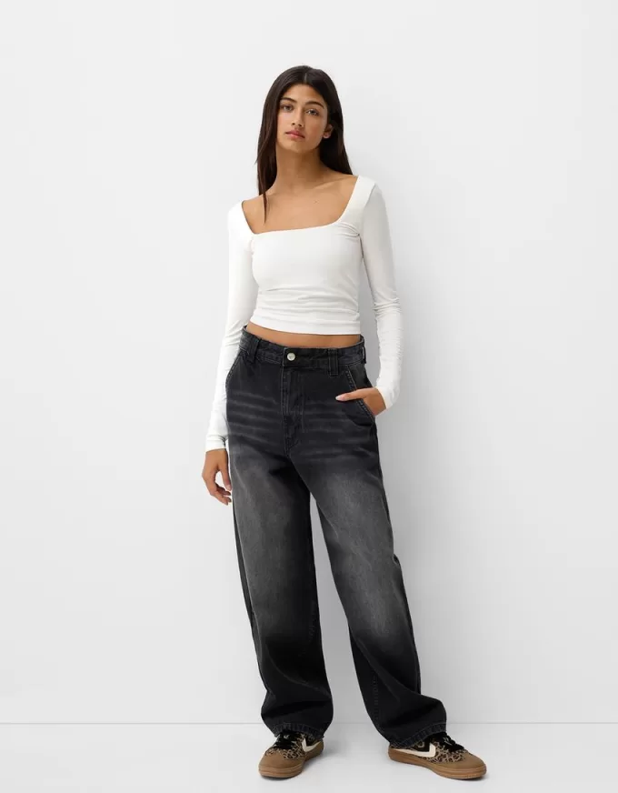 Square neckline long sleeve T-shirt Square neckline long sleeve T-shirt