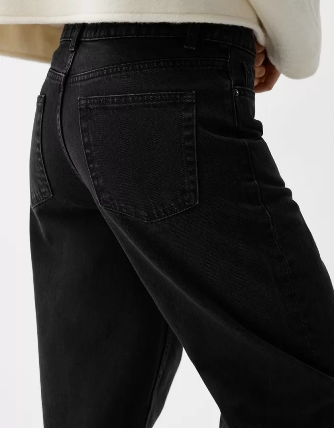 Straight fit wide-leg jeans Straight fit wide-leg jeans