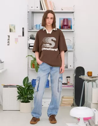 Straight-leg cargo jeans
