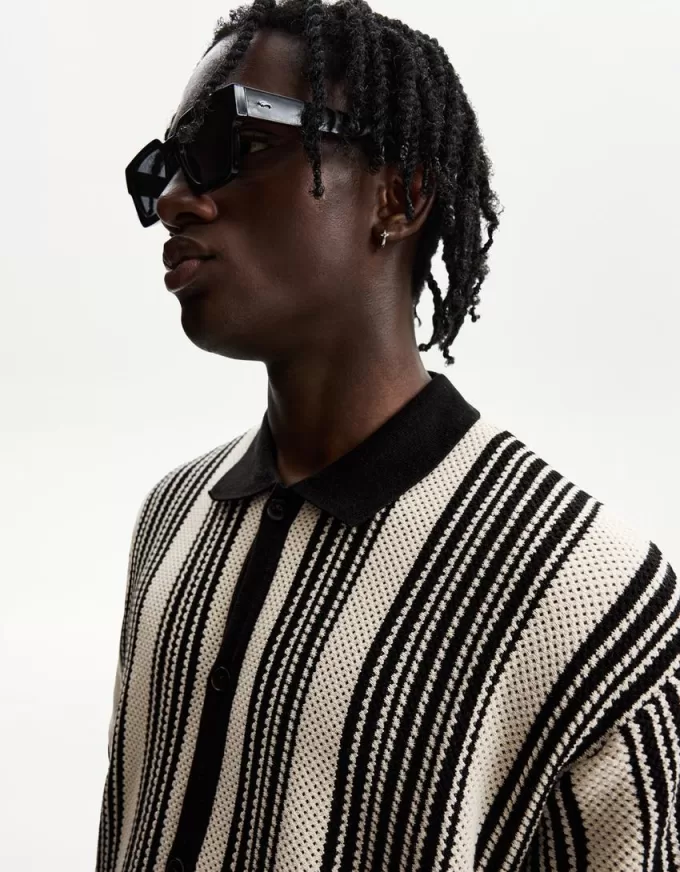 Striped textured short sleeve shirt