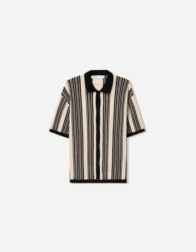 Striped textured short sleeve shirt
