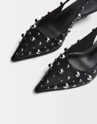 Studded kitten-heel shoes