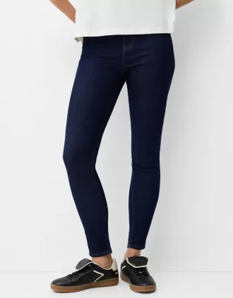 Super high-rise skinny jeans