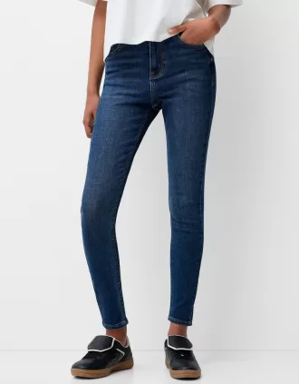Super high-rise skinny jeans