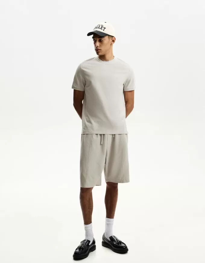 Textured Bermuda shorts Textured Bermuda shorts