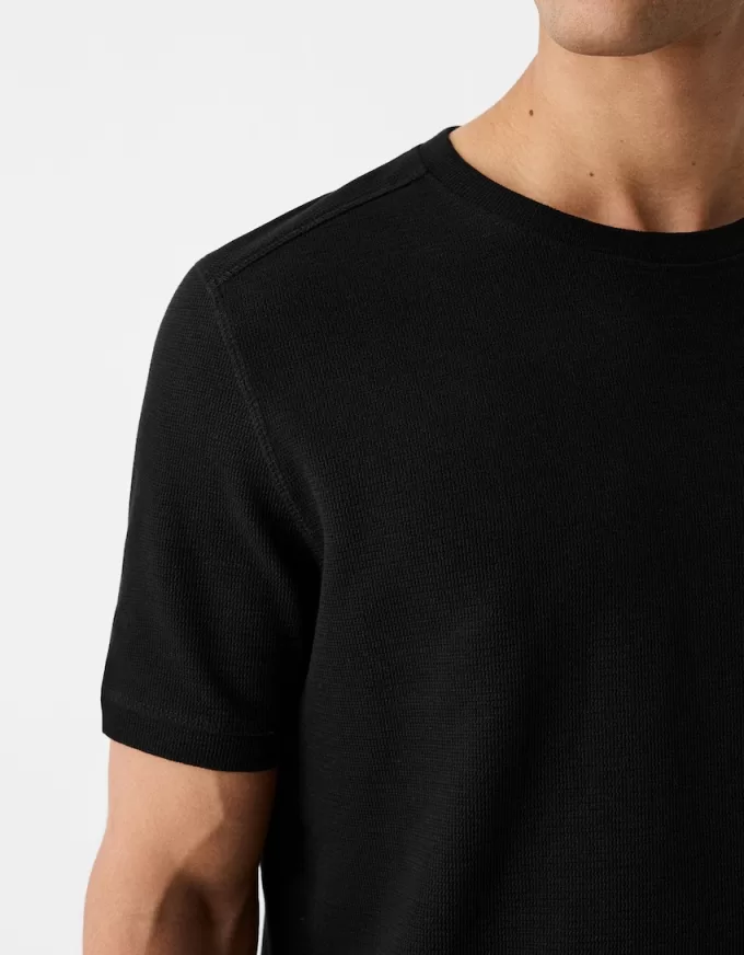 Textured short sleeve T-shirt Textured short sleeve T-shirt