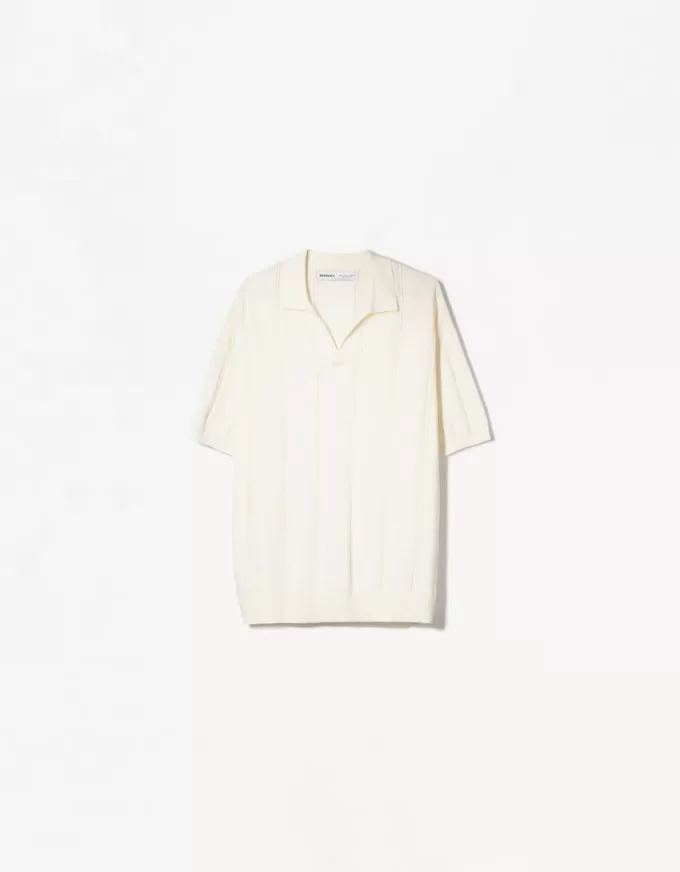 Textured short sleeve polo shirt