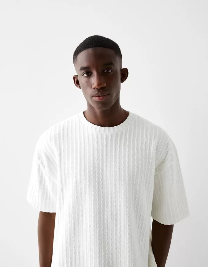 Textured striped short sleeve T-shirt Textured striped short sleeve T-shirt