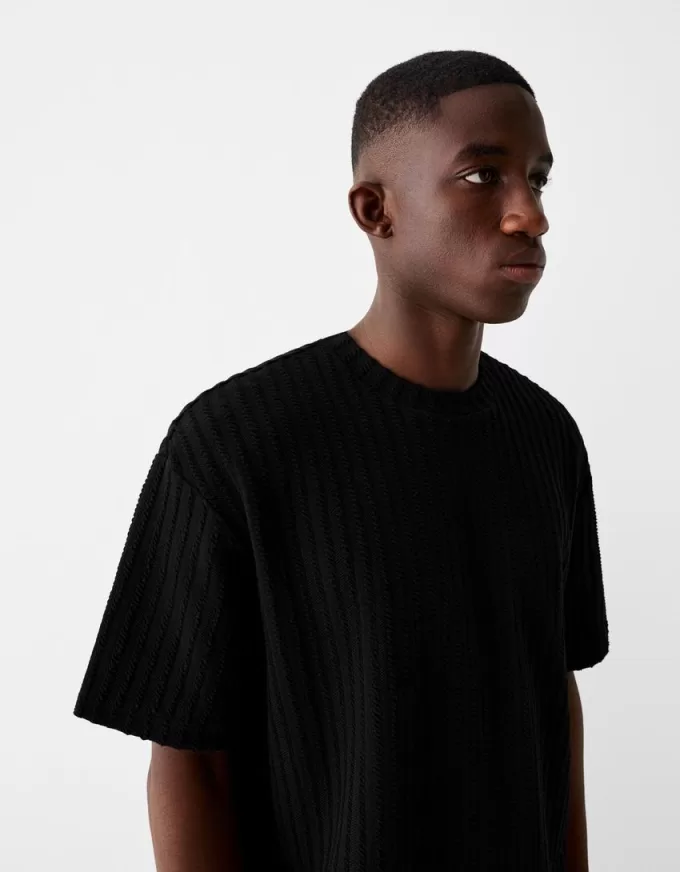 Textured striped short sleeve T-shirt Textured striped short sleeve T-shirt