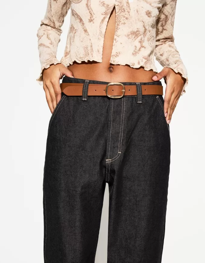 Thin faux leather belt Thin faux leather belt