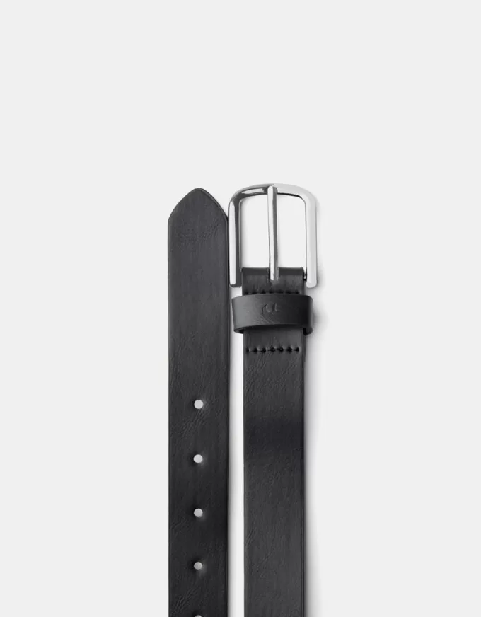 Thin faux leather belt Thin faux leather belt