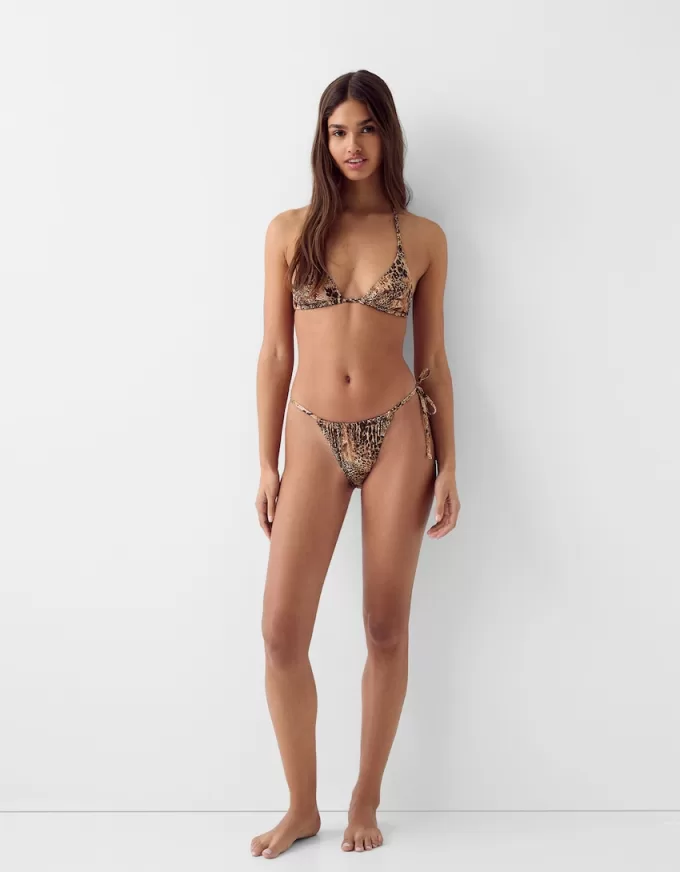 Tied animal print bikini bottoms Tied animal print bikini bottoms