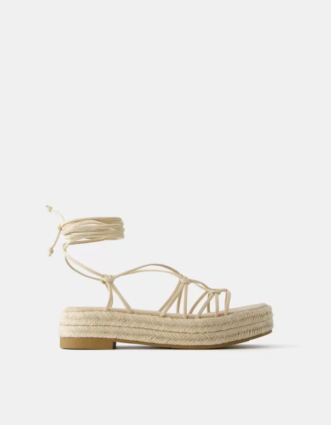 Tied flat jute sandals Tied flat jute sandals