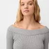 V-neck off-the-shoulder sweater V-neck off-the-shoulder sweater
