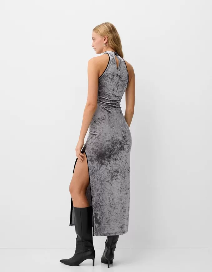 Velvet midi dress with teardrop neckline Velvet midi dress with teardrop neckline