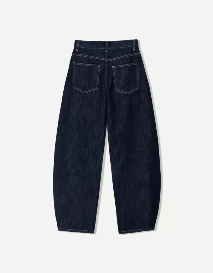 Wide barrel jeans