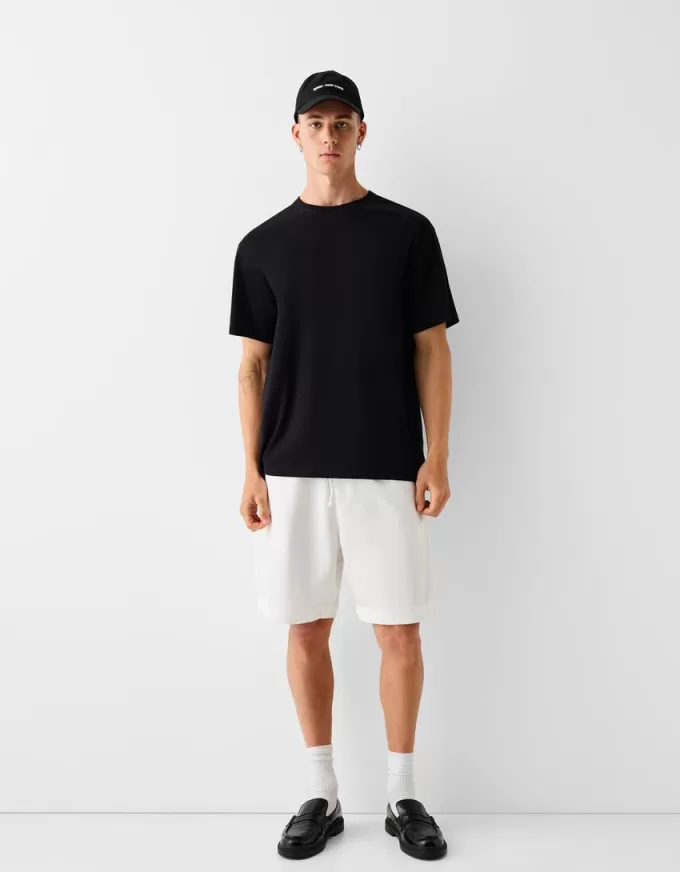 Wide-leg Bermuda shorts Wide-leg Bermuda shorts