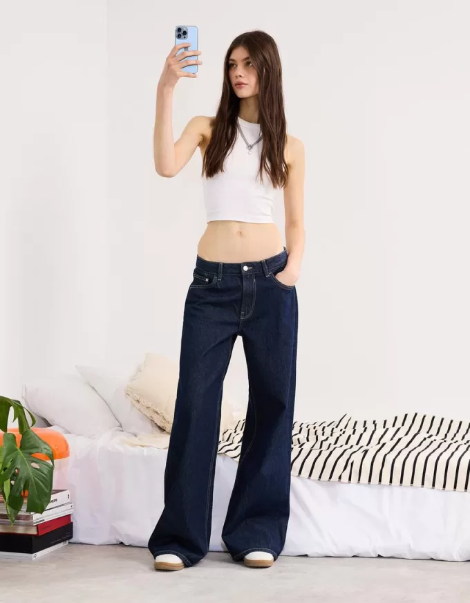 Wide-leg jeans Wide-leg jeans