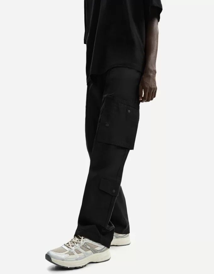 Wide-leg multicargo pants Wide-leg multicargo pants