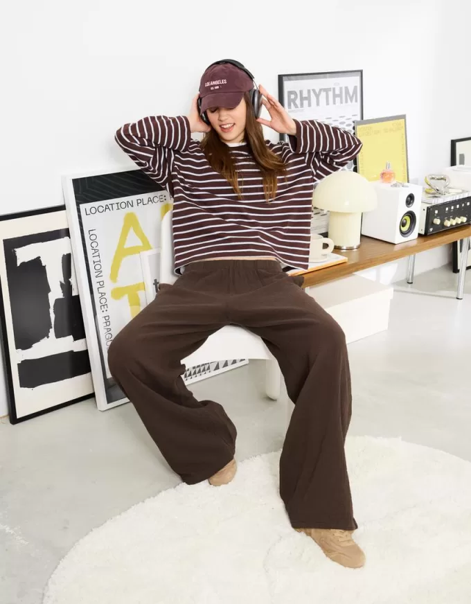 Wide-leg rustic double cloth pants Wide-leg rustic double cloth pants