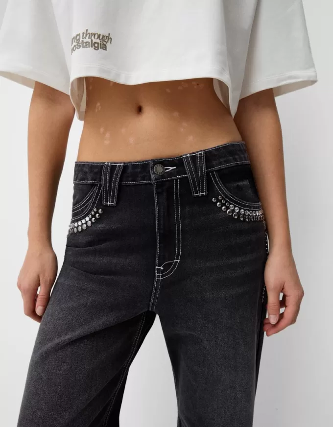 Wide-leg studded ‘90s jeans Wide-leg studded ‘90s jeans