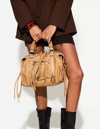 Worn effect bowling bag with straps 1 1 330x423 - Worn-effect bowling bag with straps